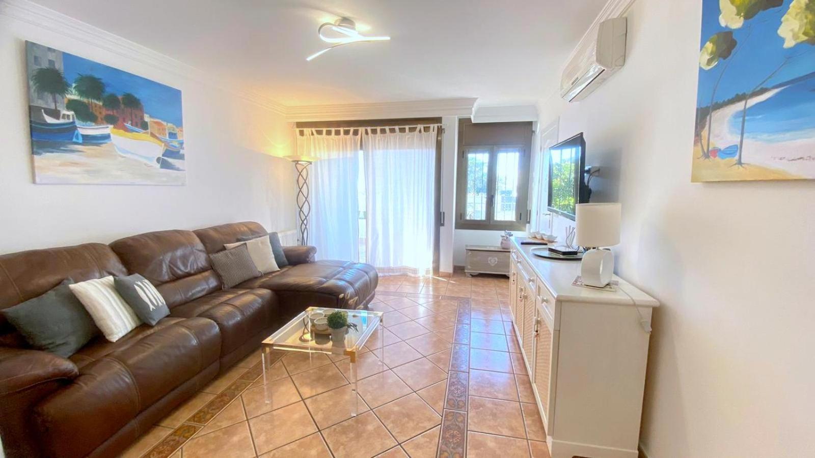 Villa Bages Roses Exterior foto