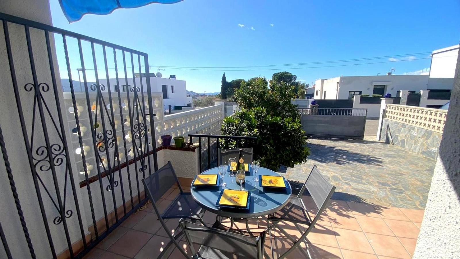 Villa Bages Roses Exterior foto