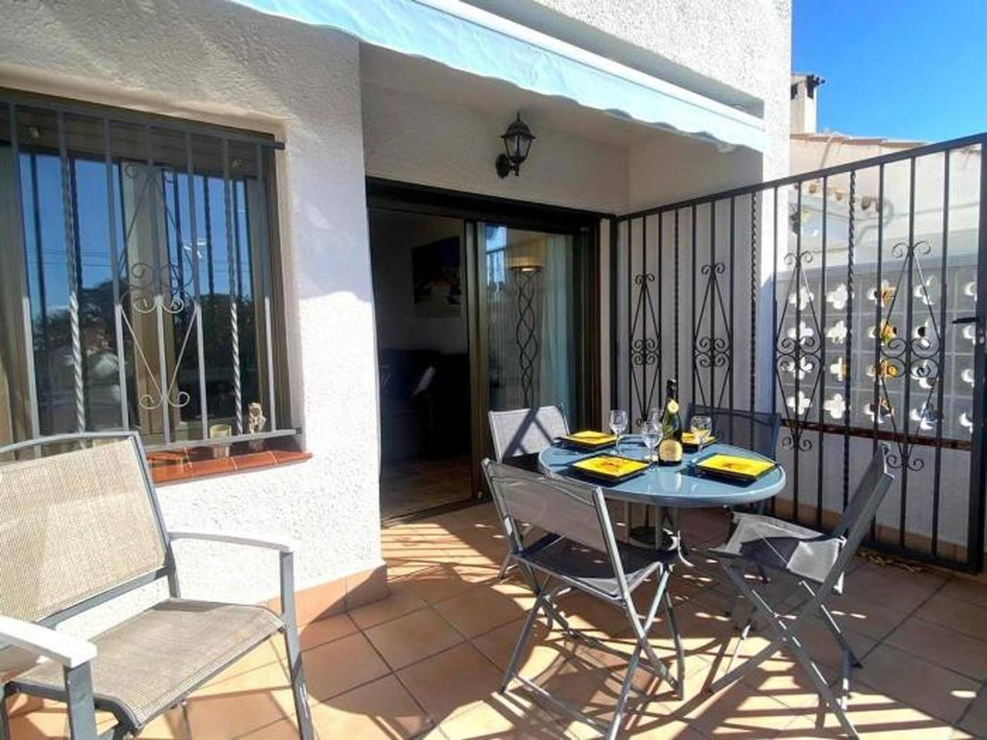 Villa Bages Roses Exterior foto